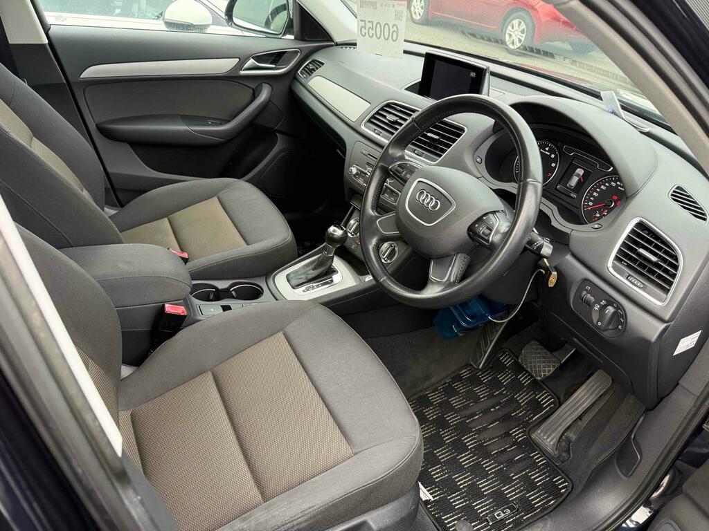 Audi Q3 S Line Black #4
