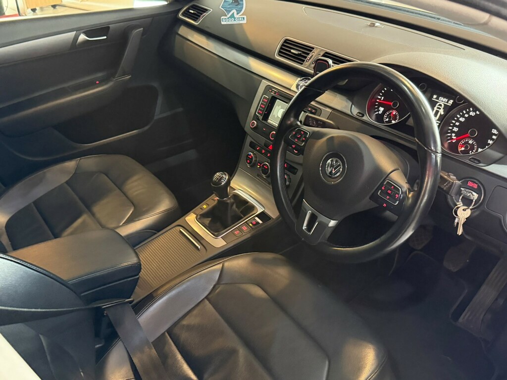 Volkswagen Passat Volkswagen Estate 2.0 Tdi Bluemotion Tech E Blue #15