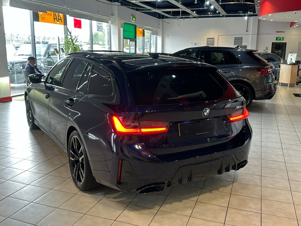BMW 3 Series 3.0 M340i Xdrive Touring Blue #6