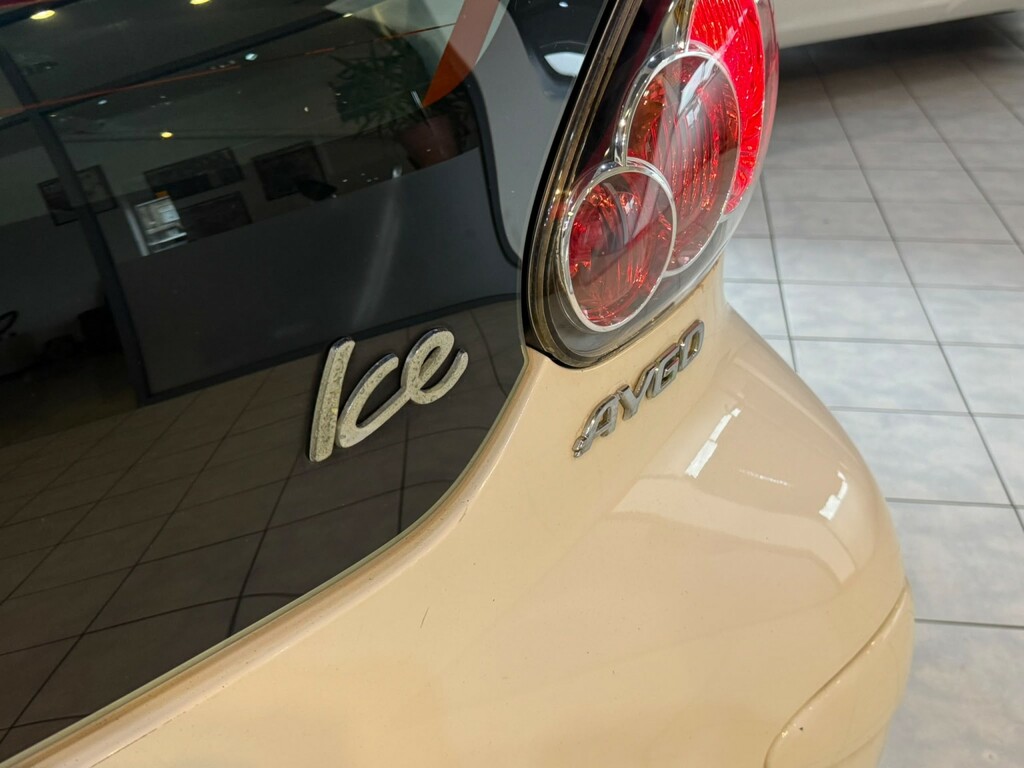Toyota Aygo Aygo Move Vvt-i White #10