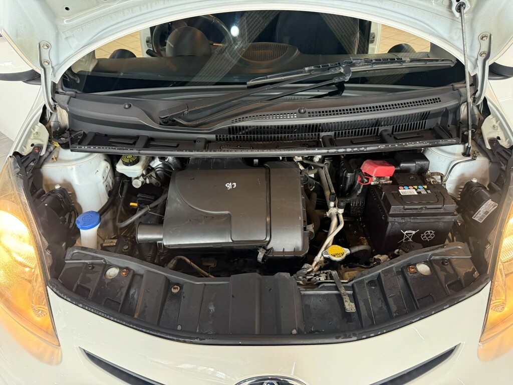 Toyota Aygo Aygo Move Vvt-i White #21