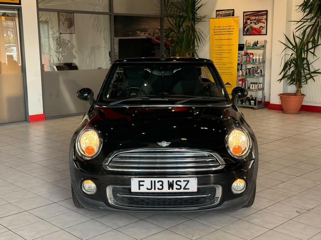 Mini Convertible Convertible 1.6 Cooper D Convertible 2013 Black #4