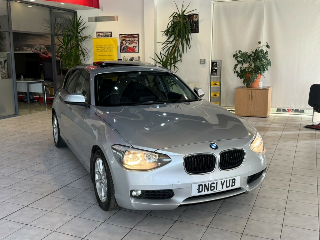 BMW 1 Series 2.0 118D Se Sport 5-Door Silver #2