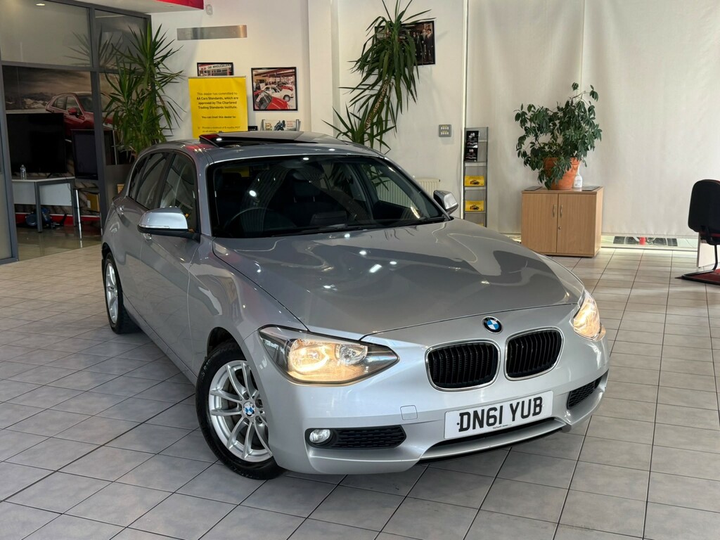 BMW 1 Series 2.0 118D Se Sport 5-Door Silver