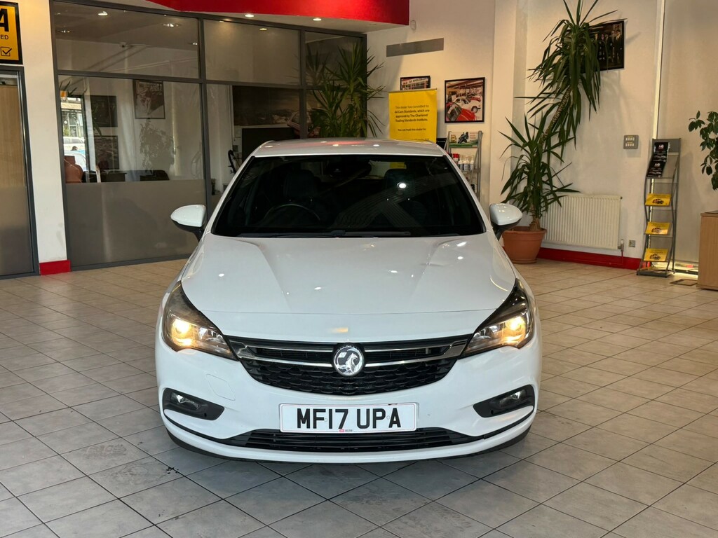 Vauxhall Astra 1.4 I Turbo Sri White #4