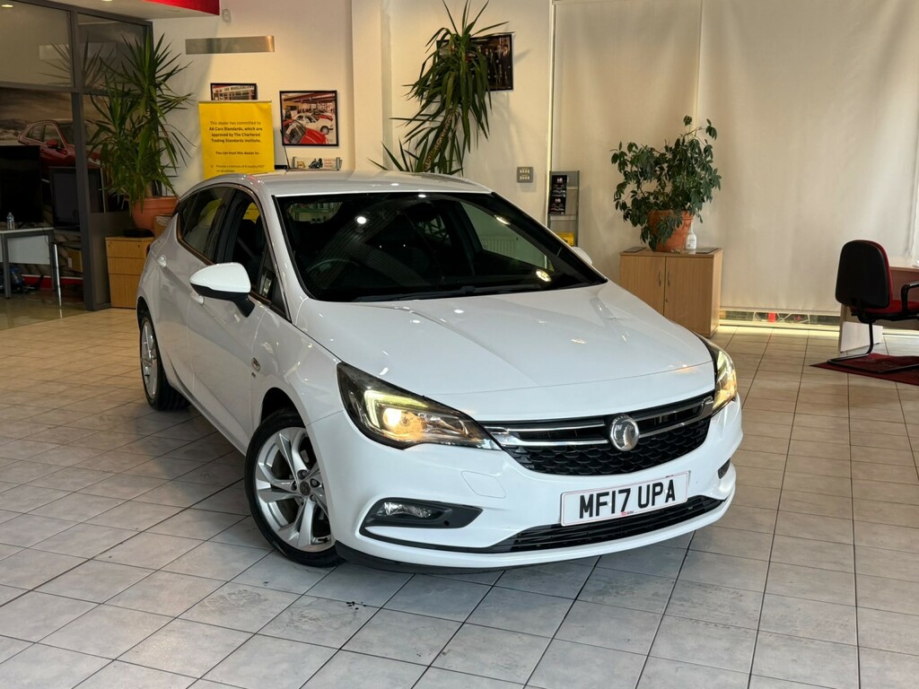 Vauxhall Astra 1.4 I Turbo Sri White