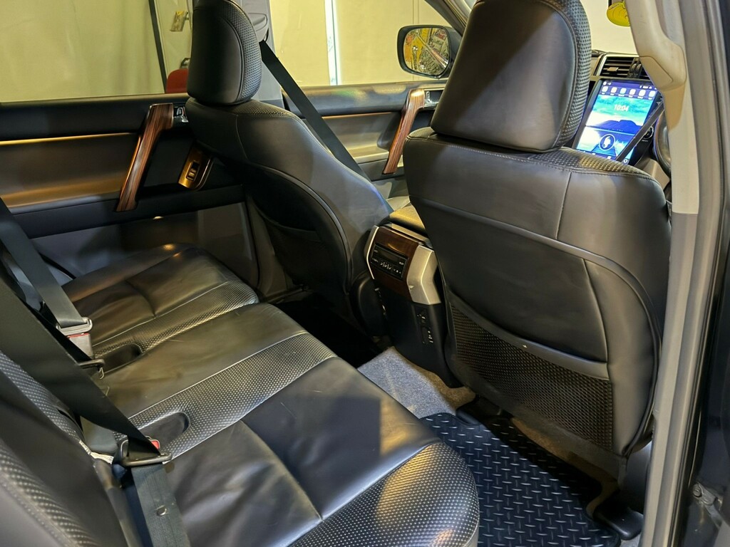 Toyota Land Cruiser 3.0 D-4d Lc4 Silver #18