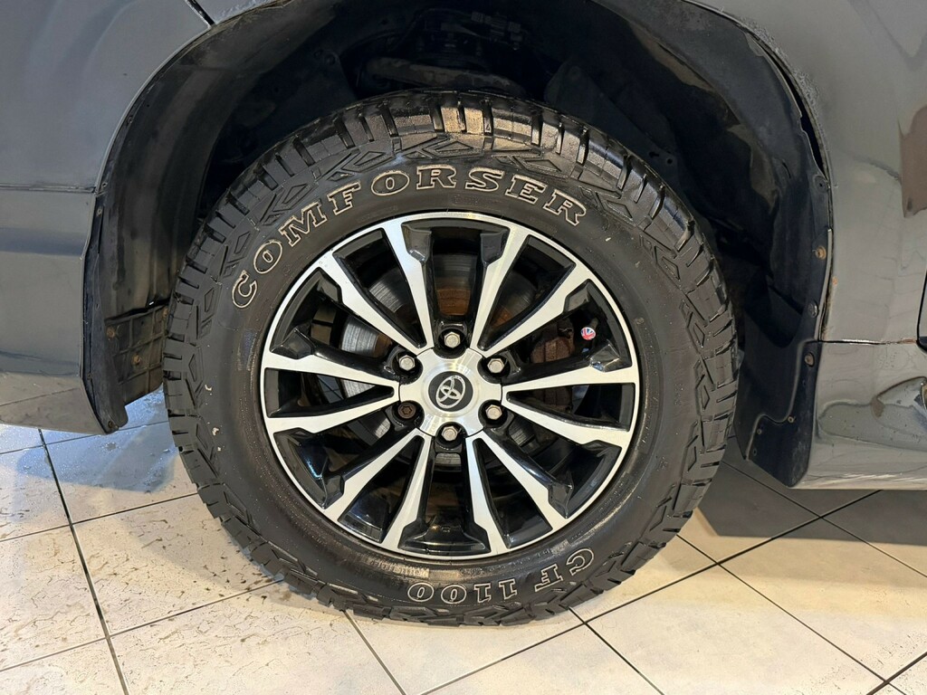 Toyota Land Cruiser 3.0 D-4d Lc4 Silver #37