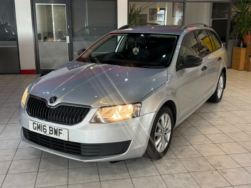 Skoda Octavia 1.6 Tdi S Silver #5