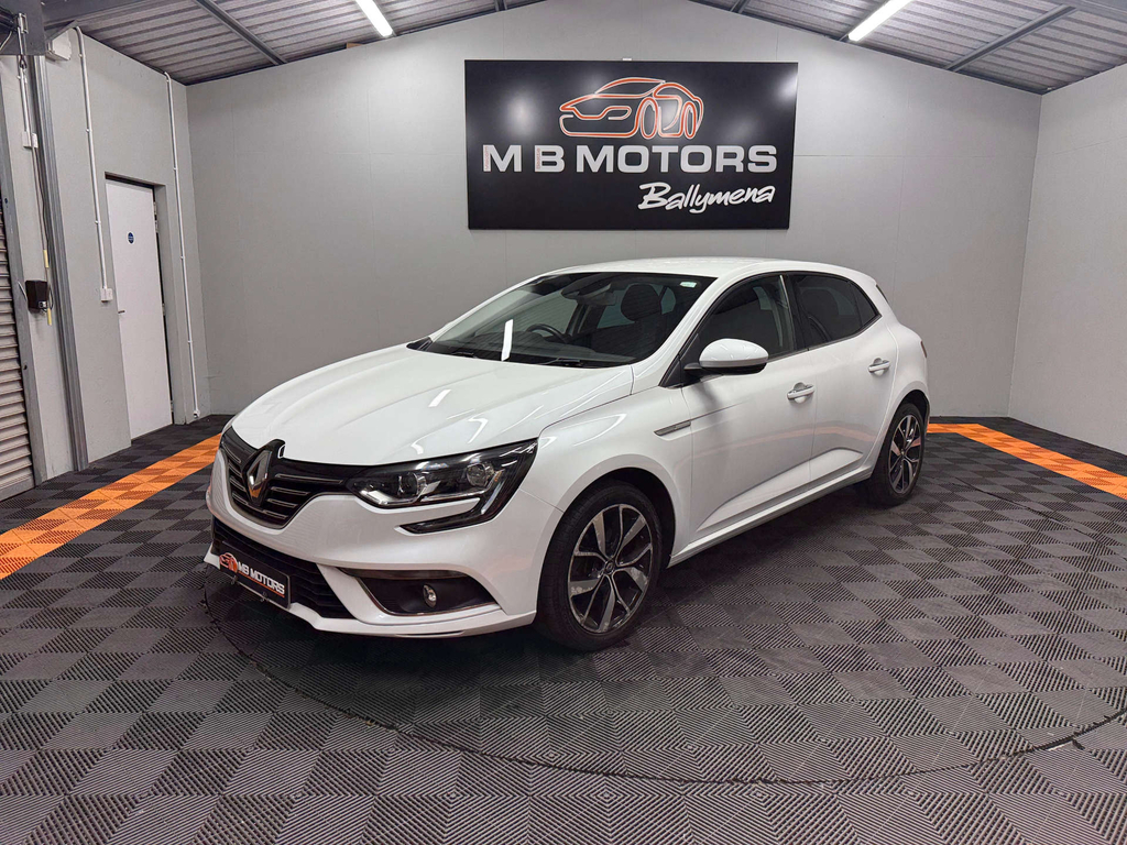 Renault Megane Iconic Tce White #3