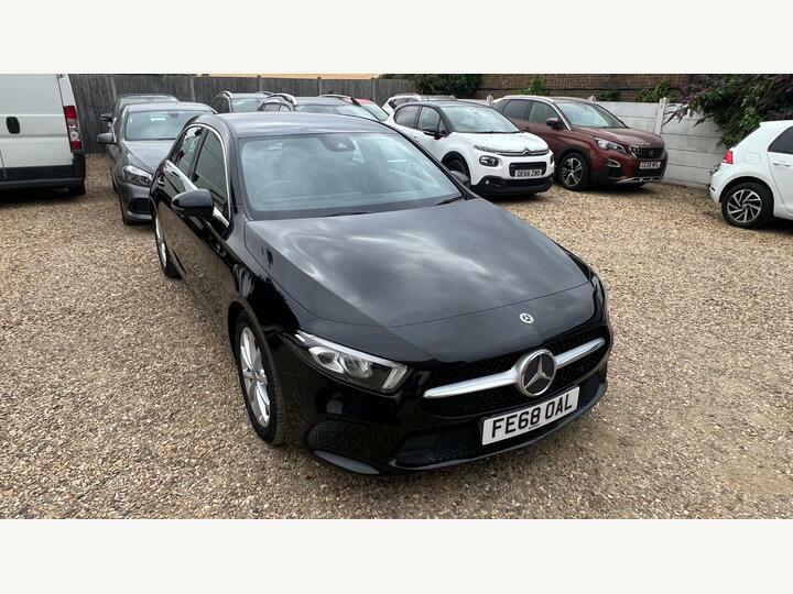 Mercedes-Benz A Class 1.5 A180d Sport Executive 7G-dct Euro 6 Ss Black
