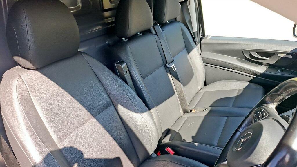 Mercedes-Benz Vito 114 Cdi Pro 9-Seater 9G-tronic Black #12