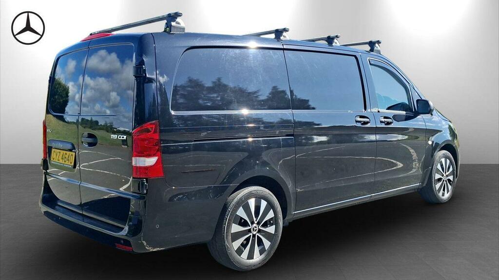 Mercedes-Benz Vito 114 Cdi Pro 9-Seater 9G-tronic Black #7