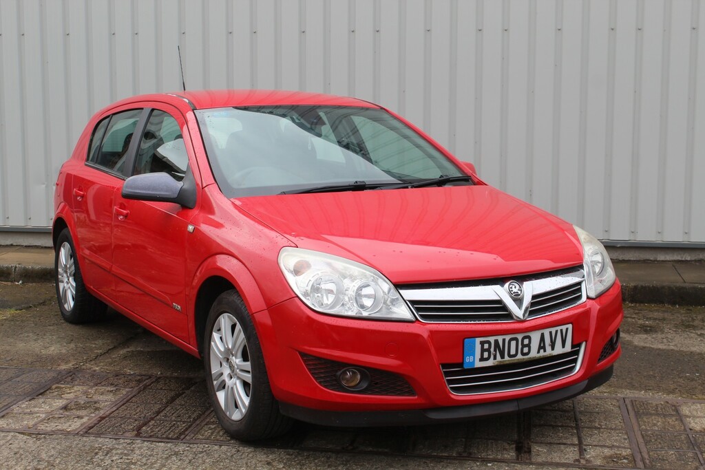 Vauxhall Astra 1.6 I 16V Design Red #4