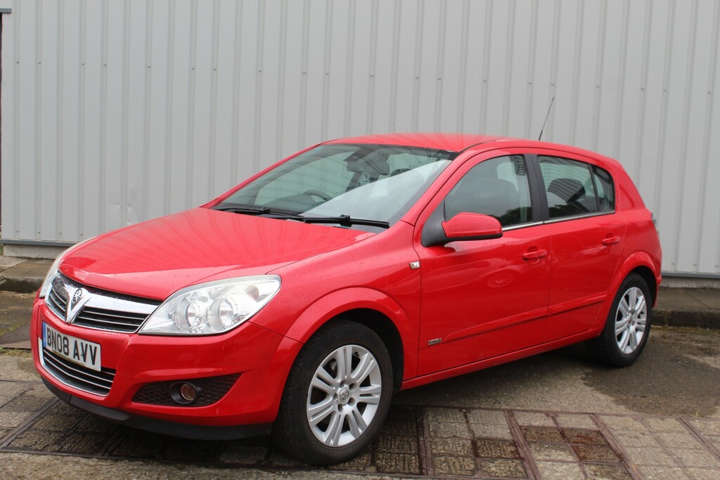 Vauxhall Astra 1.6 I 16V Design Red #3