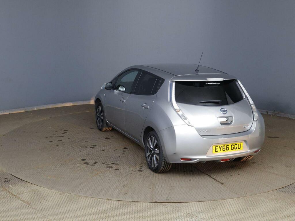 Nissan Leaf Hatchback 30Kwh Tekna 201666 Silver #3