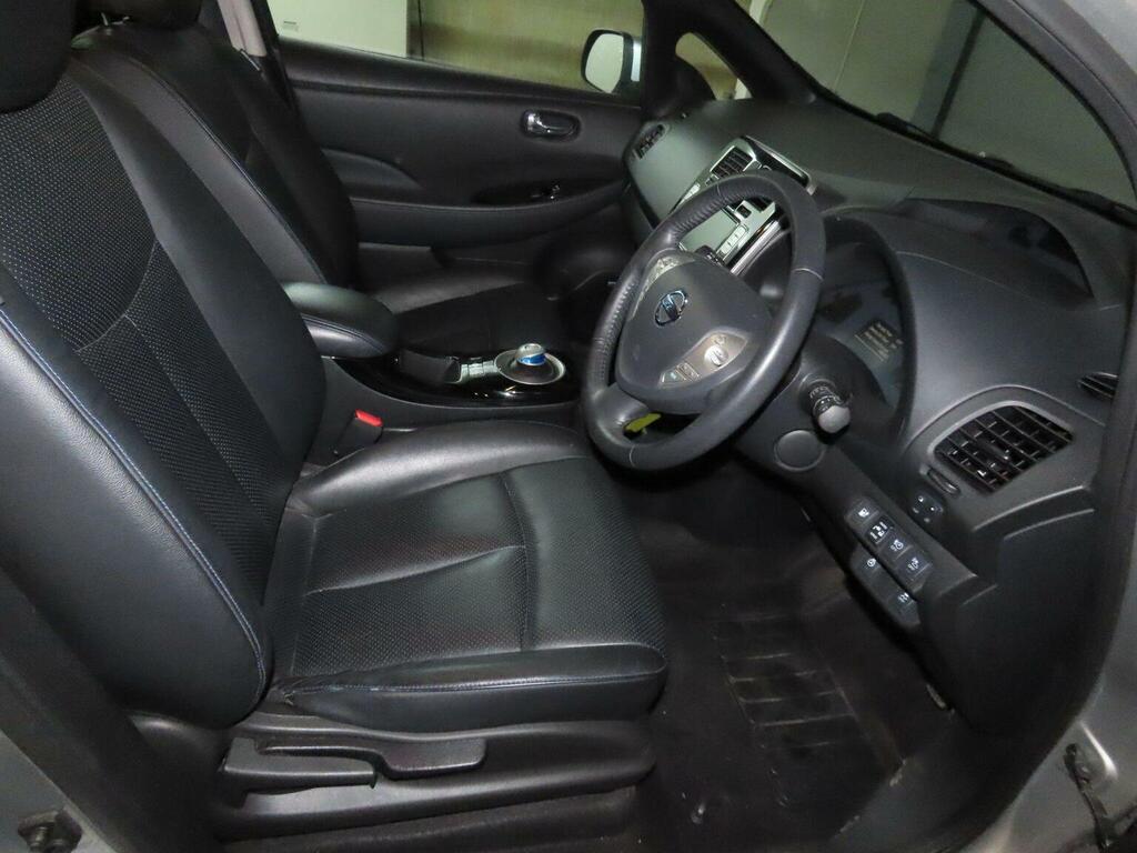 Nissan Leaf 80Kw Visia 24Kwh  #8