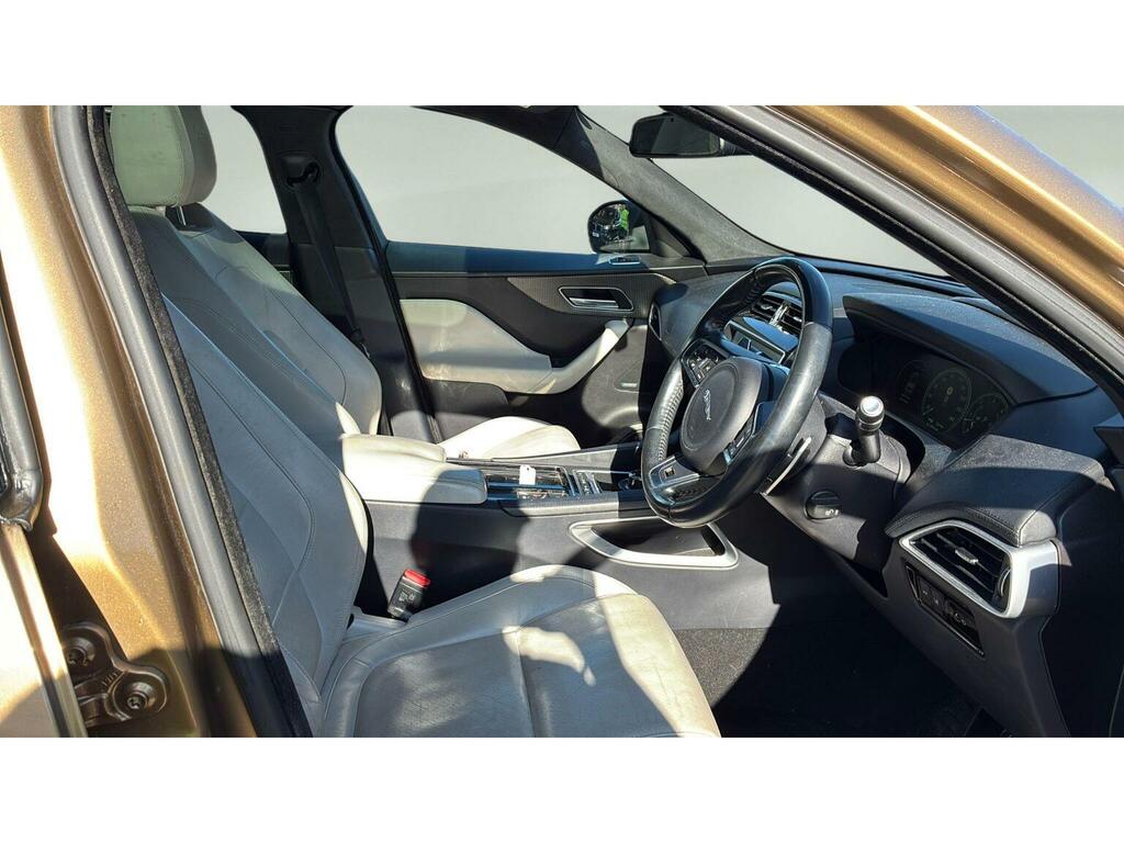 Jaguar F-Pace 3.0 D300 V6 First Edition Awd Euro 6 Ss Gold #5