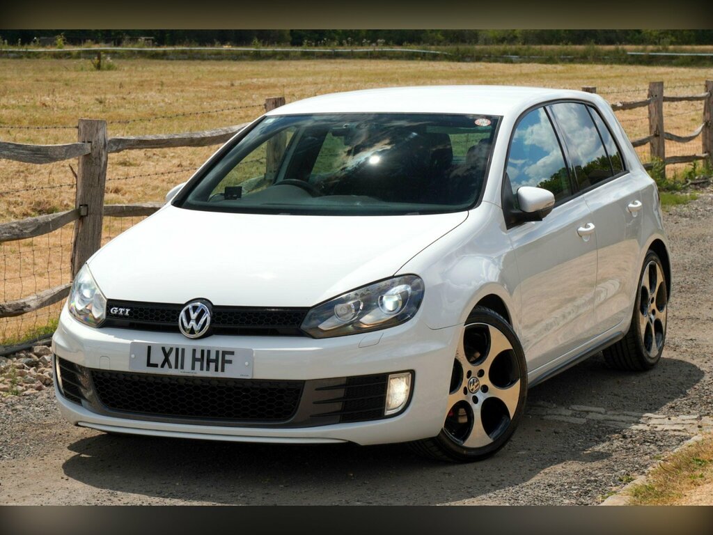 Volkswagen Golf Twist 5-Door Black #1