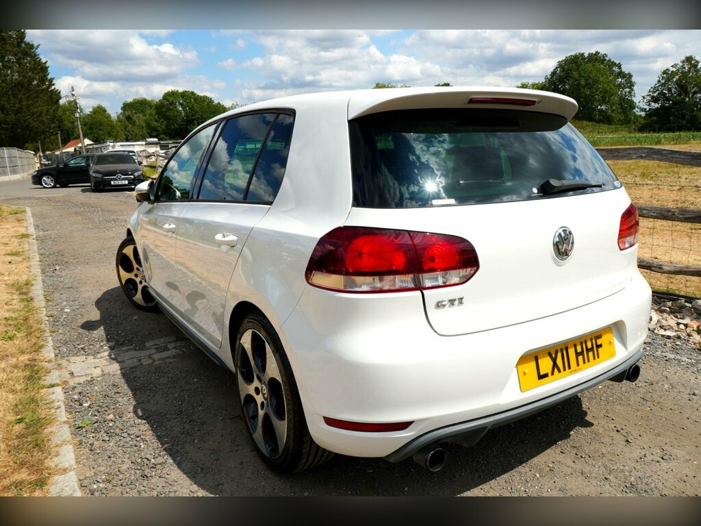 Volkswagen Golf Twist 5-Door Black #26