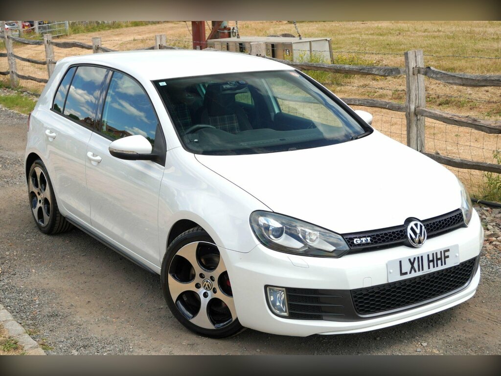 Volkswagen Golf Twist 5-Door Black #25
