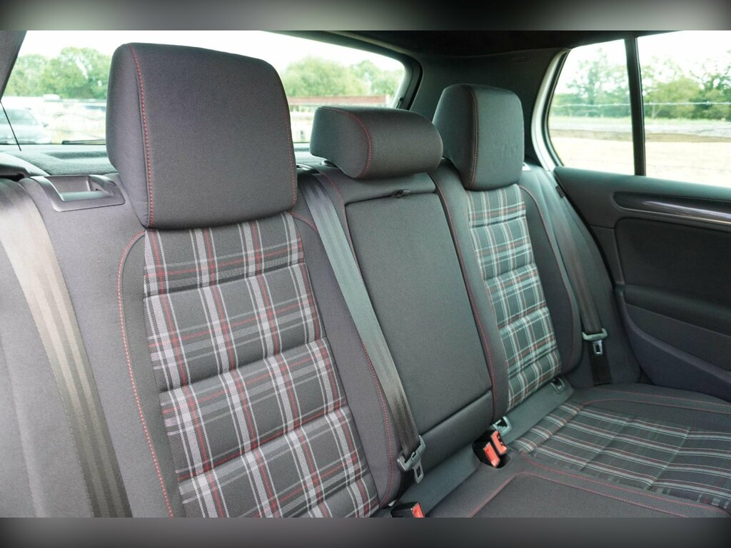 Volkswagen Golf Twist 5-Door Black #19