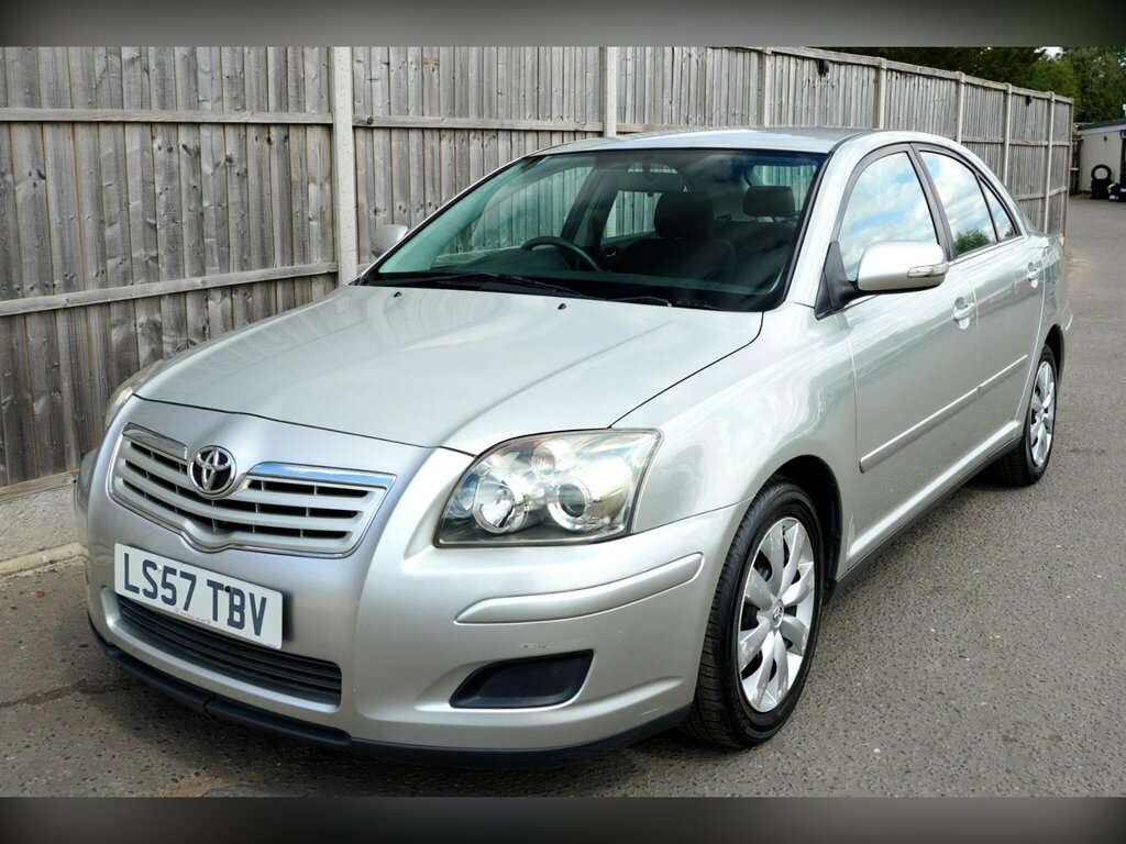 Toyota Avensis 1.8 Vvt-i Colour Collection Silver #4
