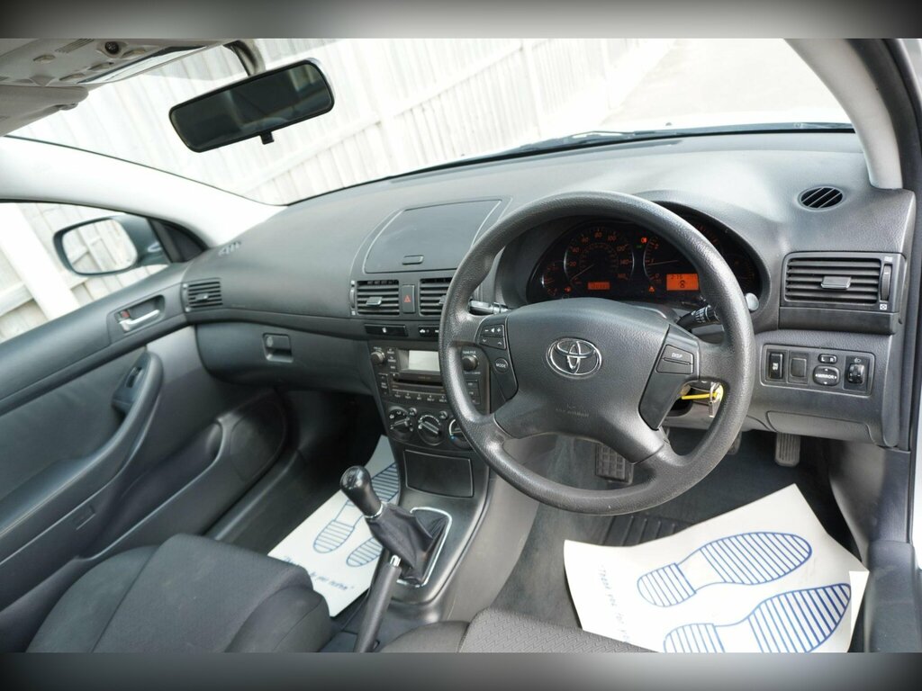 Toyota Avensis 1.8 Vvt-i Colour Collection Silver #2