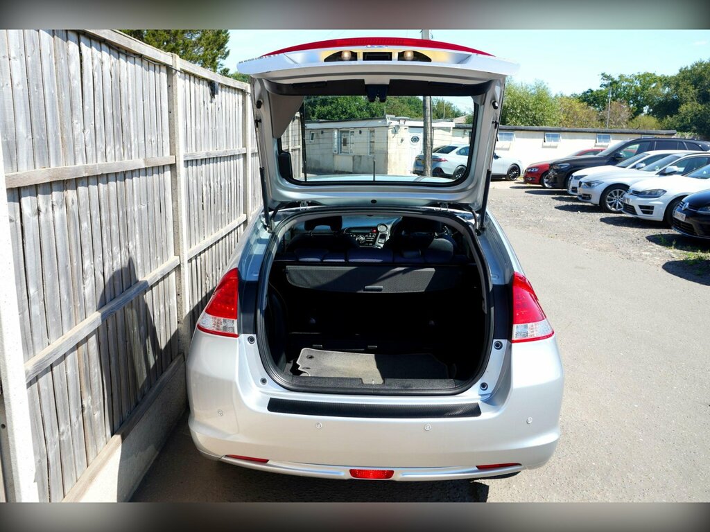 Honda Insight 2011 Honda Insightnbsp1.3h Ima Ex Cvt Euro 5 White #9