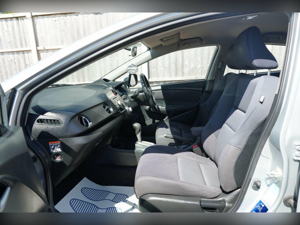 Honda Insight 2011 Honda Insightnbsp1.3h Ima Ex Cvt Euro 5 White #17
