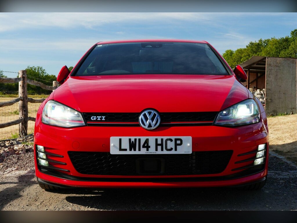 Volkswagen Golf 2.0 Tsi Bluemotion Tech Gti Hatchback D Red #4