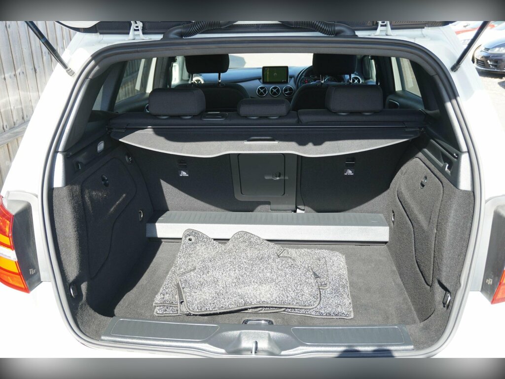 Mercedes-Benz B Class 1.5 B180d Se Mpv 7G-dct Euro 6 Ss 1 Silver #14