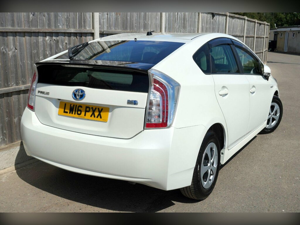 Toyota Prius Vvt-h Excel Cvt Euro Red #21