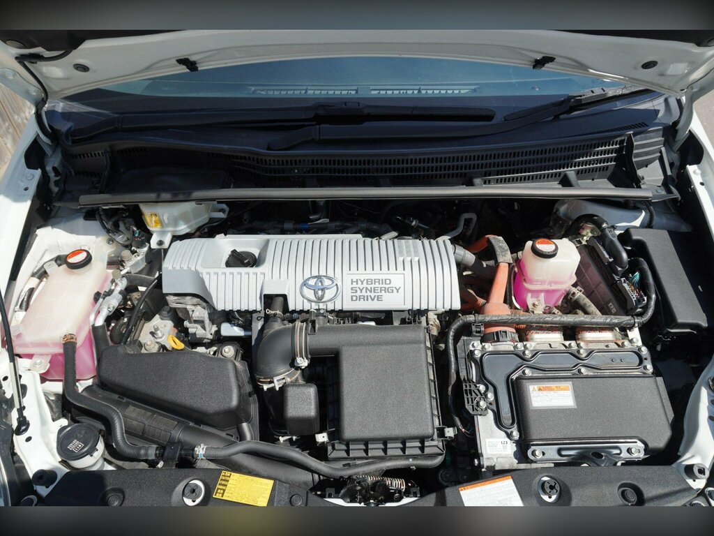 Toyota Prius Vvt-h Excel Cvt Euro Red #24