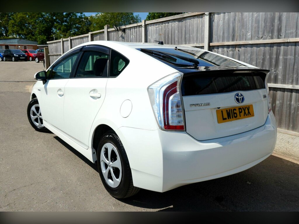 Toyota Prius Vvt-h Excel Cvt Euro Red #19