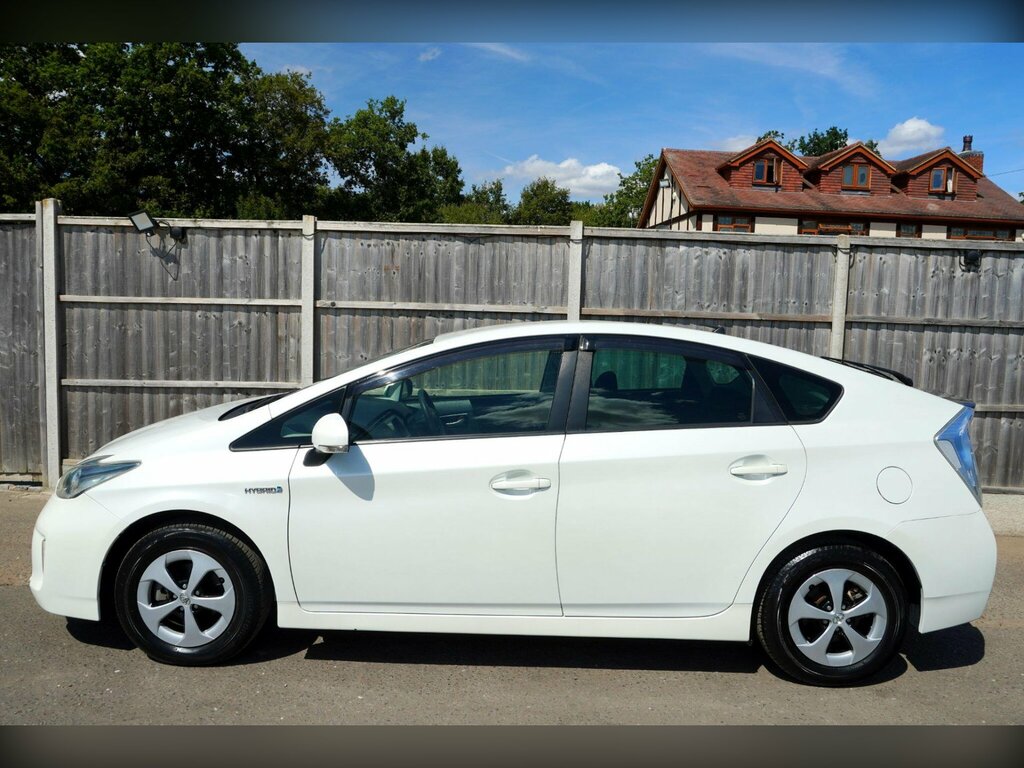 Toyota Prius Vvt-h Excel Cvt Euro Red #28