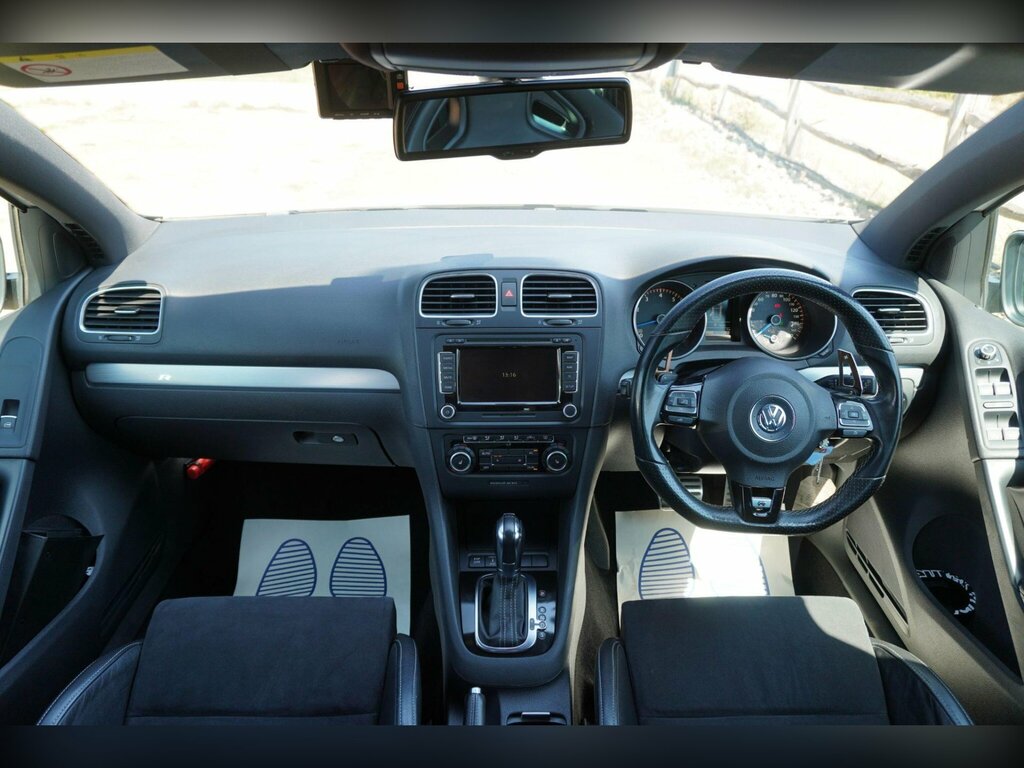 Volkswagen Golf 2010 1.6 Tdi S Estate Euro 5 10 White #2