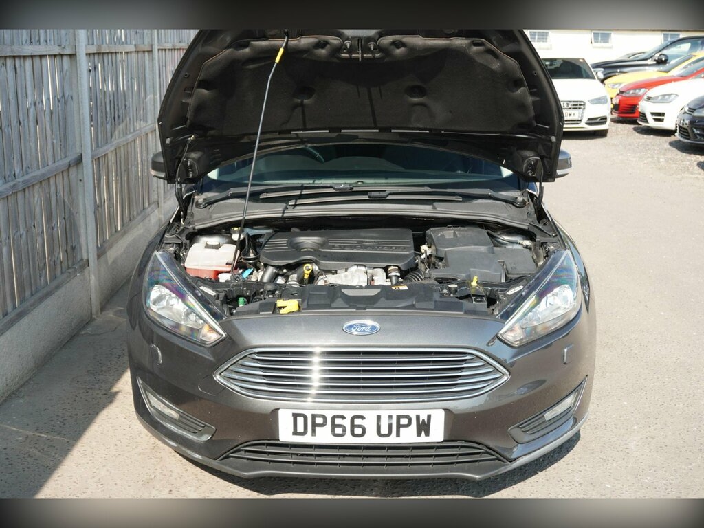 Ford Focus Estate 1.5 Tdci Zetec Estate 0 Tax Silver #25