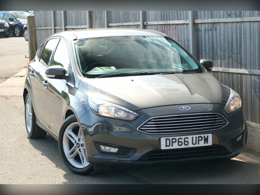 Ford Focus Estate 1.5 Tdci Zetec Estate 0 Tax Silver #16