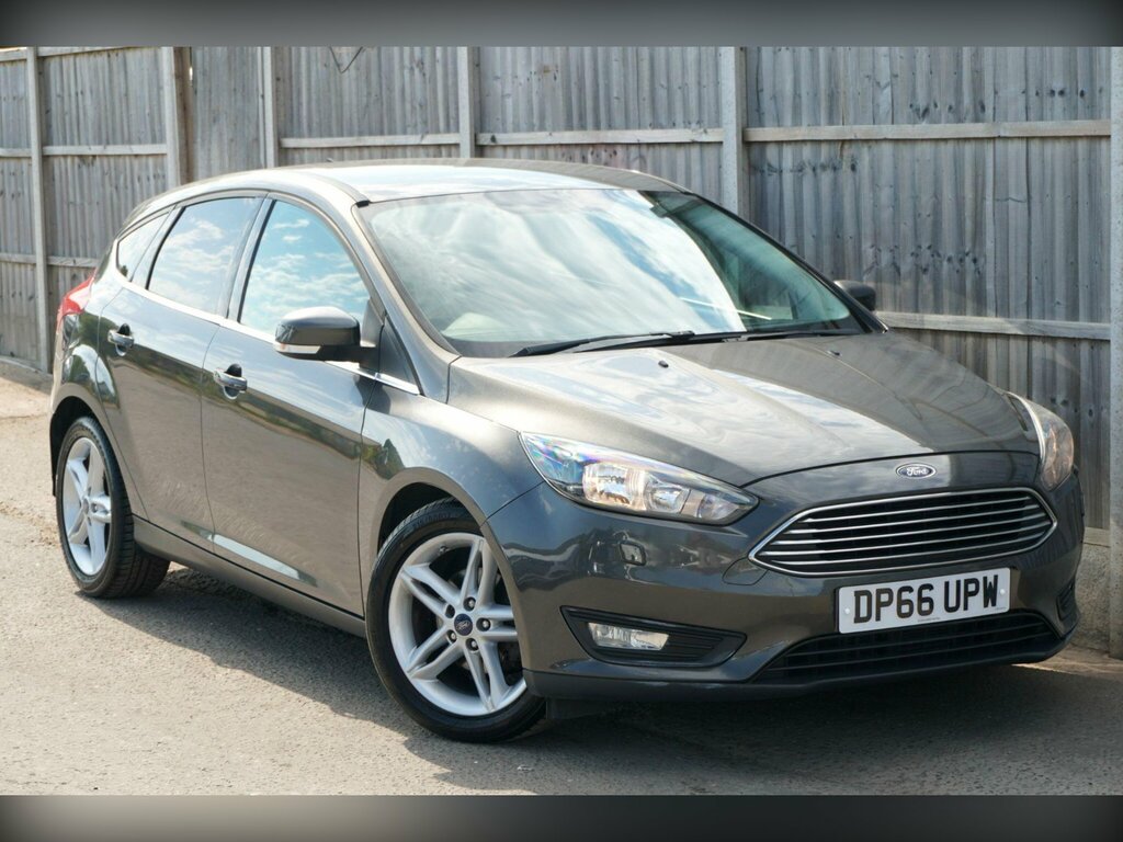 Ford Focus 1.5 Tdci Zetec Euro 6 Ss Grey #3