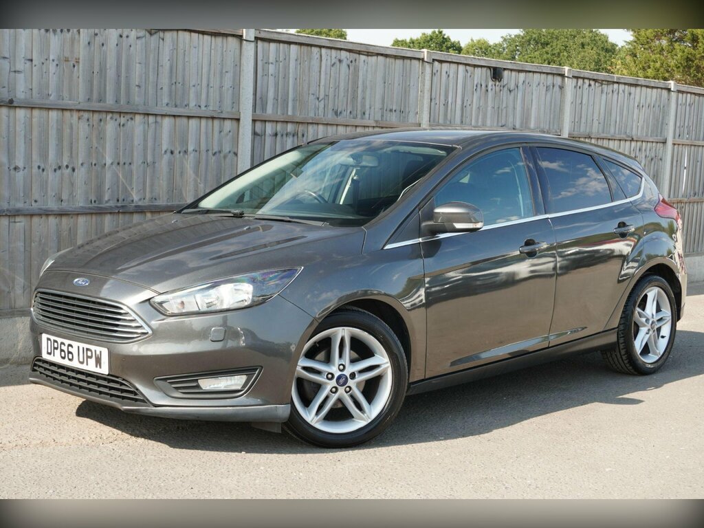 Ford Focus Estate 1.5 Tdci Zetec Estate 0 Tax Silver #28