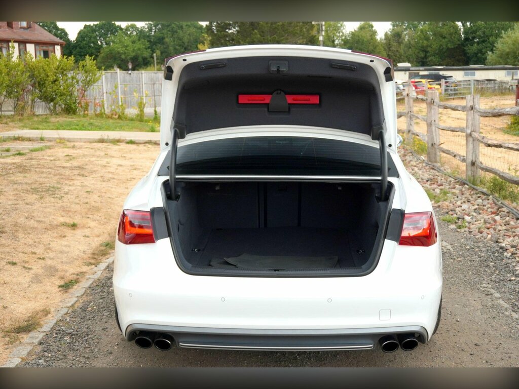 Audi S6 Saloon 2013 Black Edition Black #10
