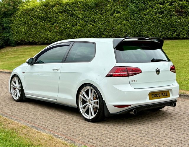 Volkswagen Golf 2.0 Tsi Bluemotion Tech White #4