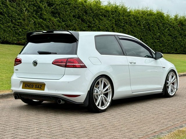 Volkswagen Golf 2.0 Tsi Bluemotion Tech White #3