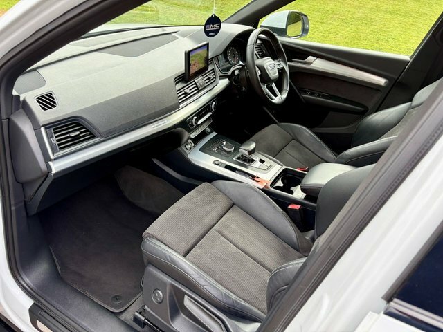 Audi Q5 2.0L Tdi Quattro Sport 188 Bhp Black #12