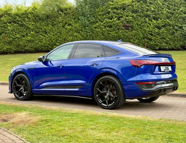 Audi Q8 e tron 55 S Line Sportback Blue #6