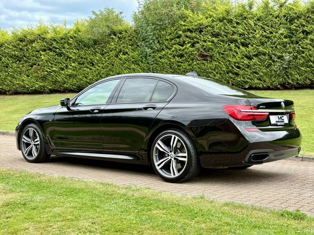BMW 7 Series 3.0 730D M Sport Black #6