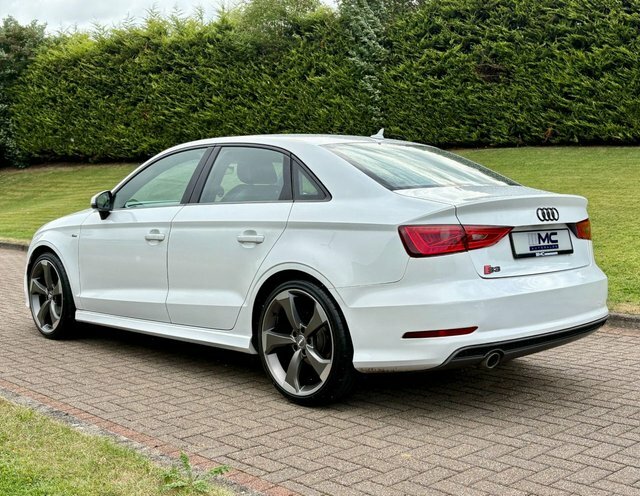 Audi A3 1.6 Tdi S Line White #4