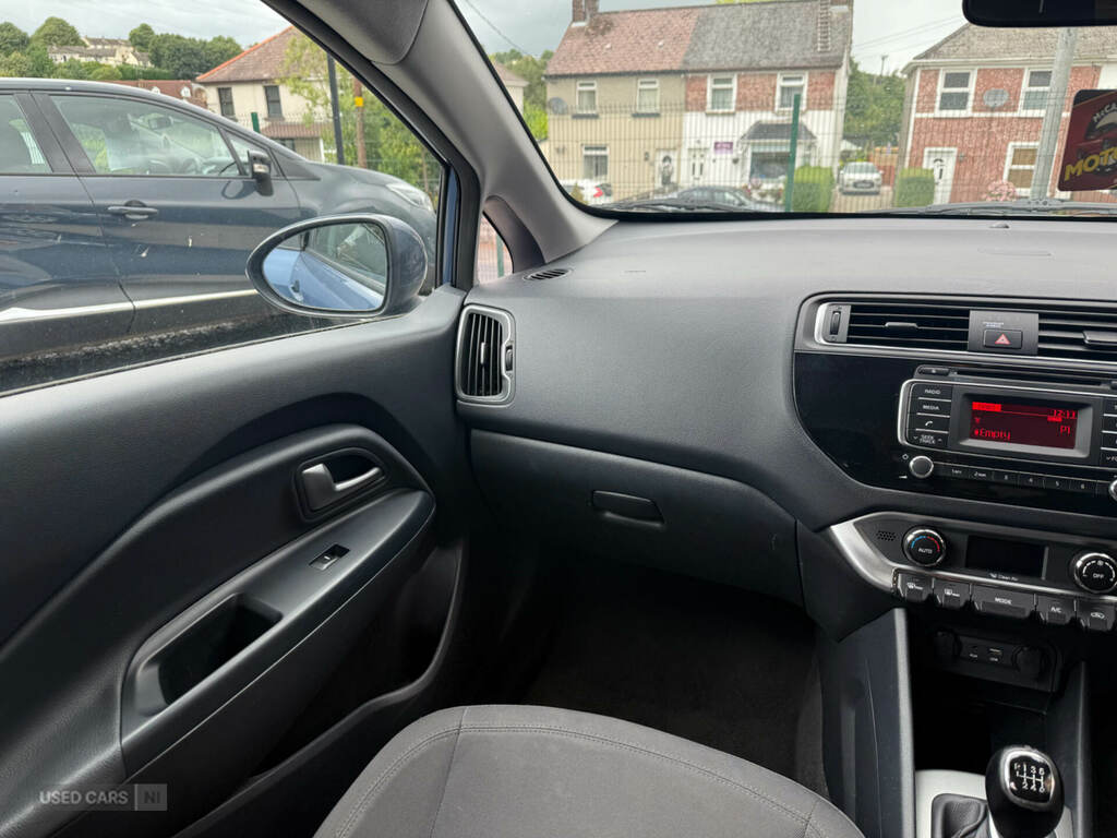 Kia RIO 1.25 1 Hatchback Euro 5 84 Bhp Black #10