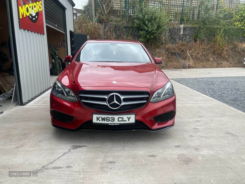 Mercedes-Benz E Class E250 Cdi Amg Sport 7G-tronic Red #3